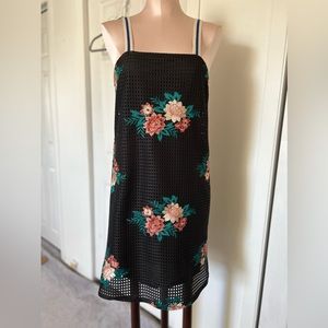 Zara trafaluc black Mesh Embroidered Floral Slip on Dress size S